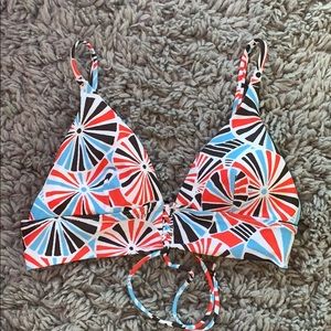 BRAND NEW MEDIUM AERIE BIKINI TOP
